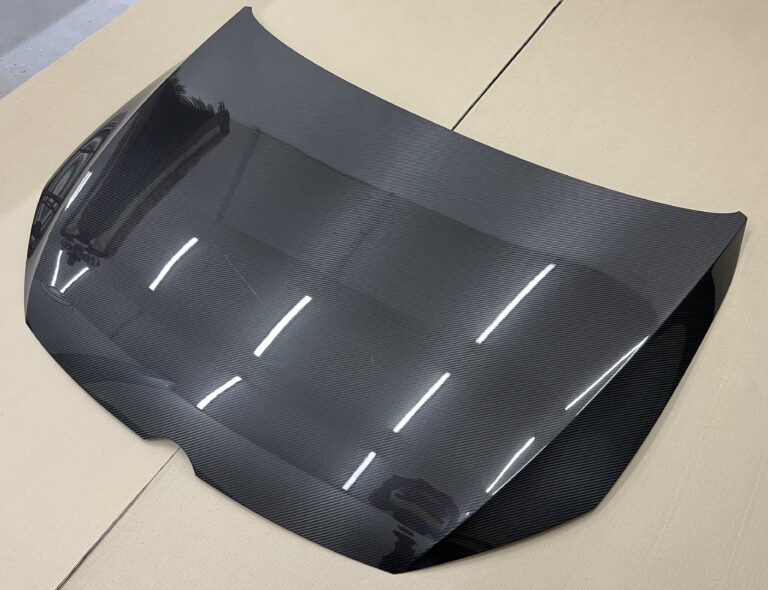 Carbon Hood VW Golf 7