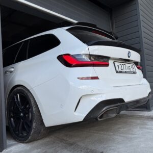 Spoiler BMW3 G21 fiberglass